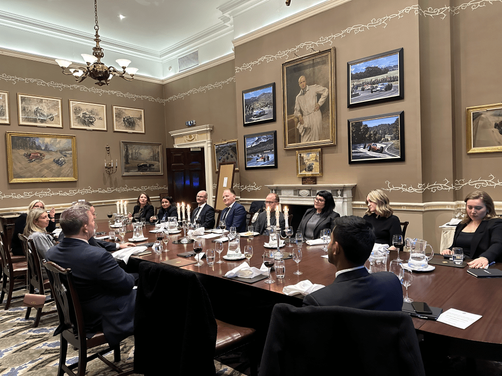 HubStar Gatherings of Workplace Leaders in UK and U.S. reveal six biggest challenges facing the Future of Hybrid&nbsp;Work